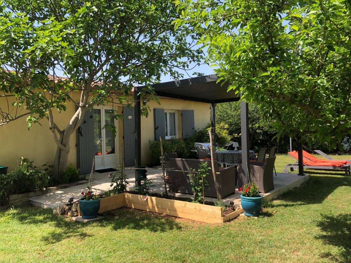 Le Cabanon Des Hirondelles Villa Villecroze Exterior foto