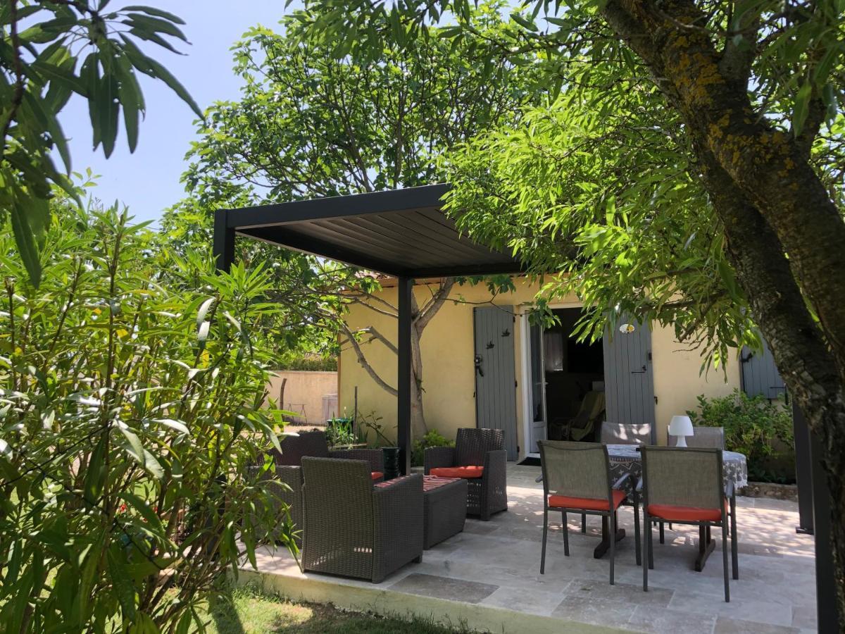 Le Cabanon Des Hirondelles Villa Villecroze Exterior foto